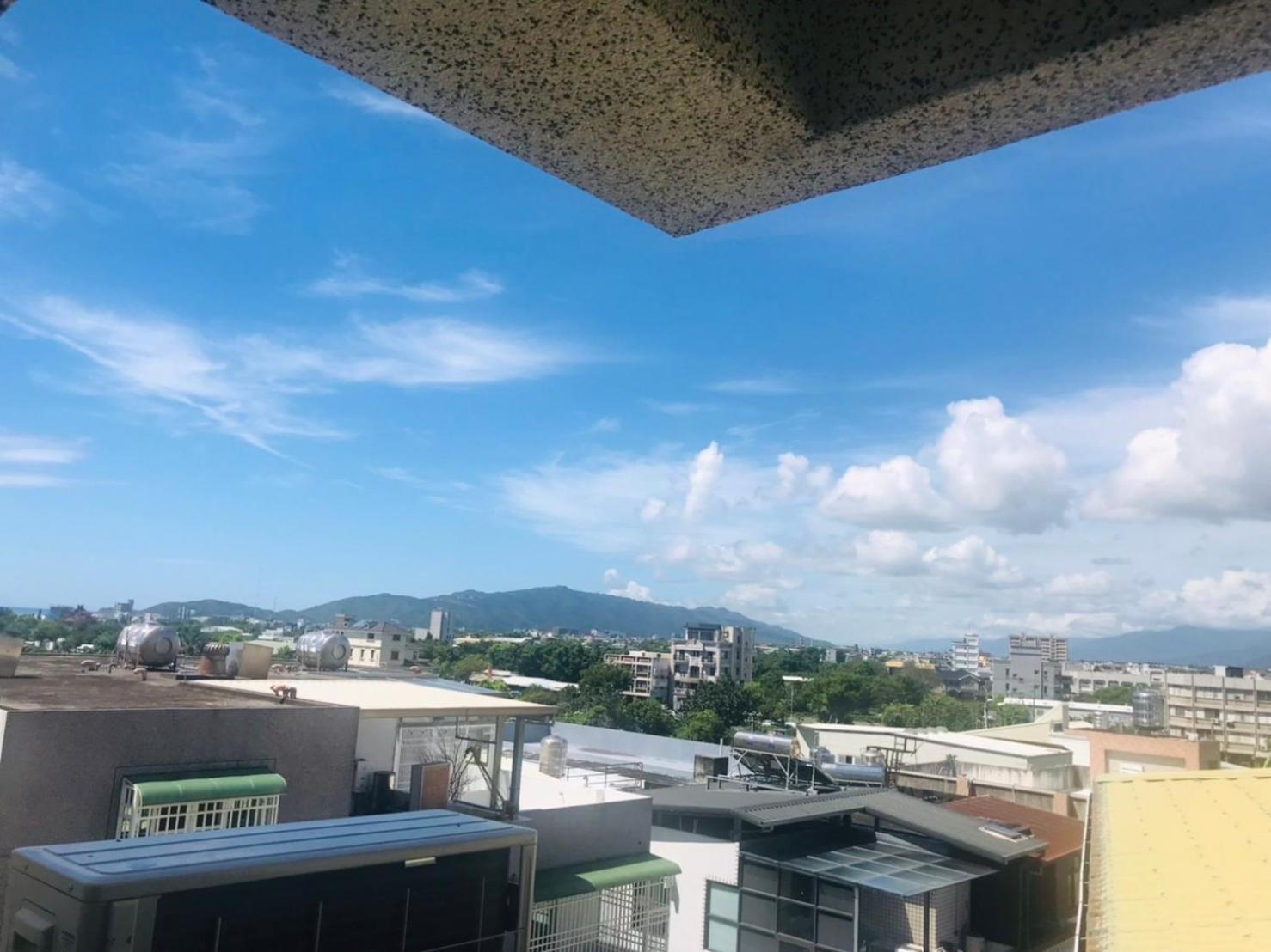 花蓮自由行民宿 Hualien Extérieur photo